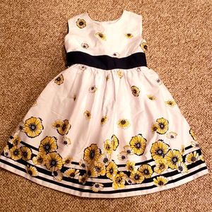 Heartstrings sunflower looking floral dress